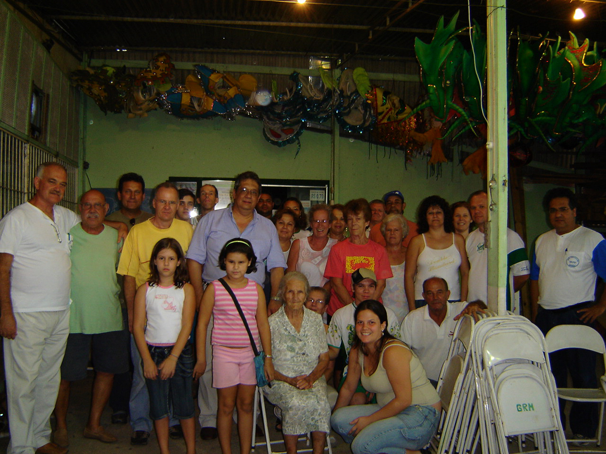 Marson  recebido pela famlia da Escola de Samba Marson<a style='float:right;color:#ccc' href='https://www3.al.sp.gov.br/repositorio/noticia/03-2008/GIBA AMP B.jpg' target=_blank><i class='bi bi-zoom-in'></i> Clique para ver a imagem </a>